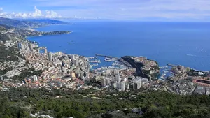 Destinația preferată a multor români ar putea înăspri regulile financiare. Țara a fost adăugată pe lista cu „risc ridicat” de spălare de bani