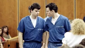 Cazul Menéndez: serialul Netflix redeschide dosarul după 35 de ani