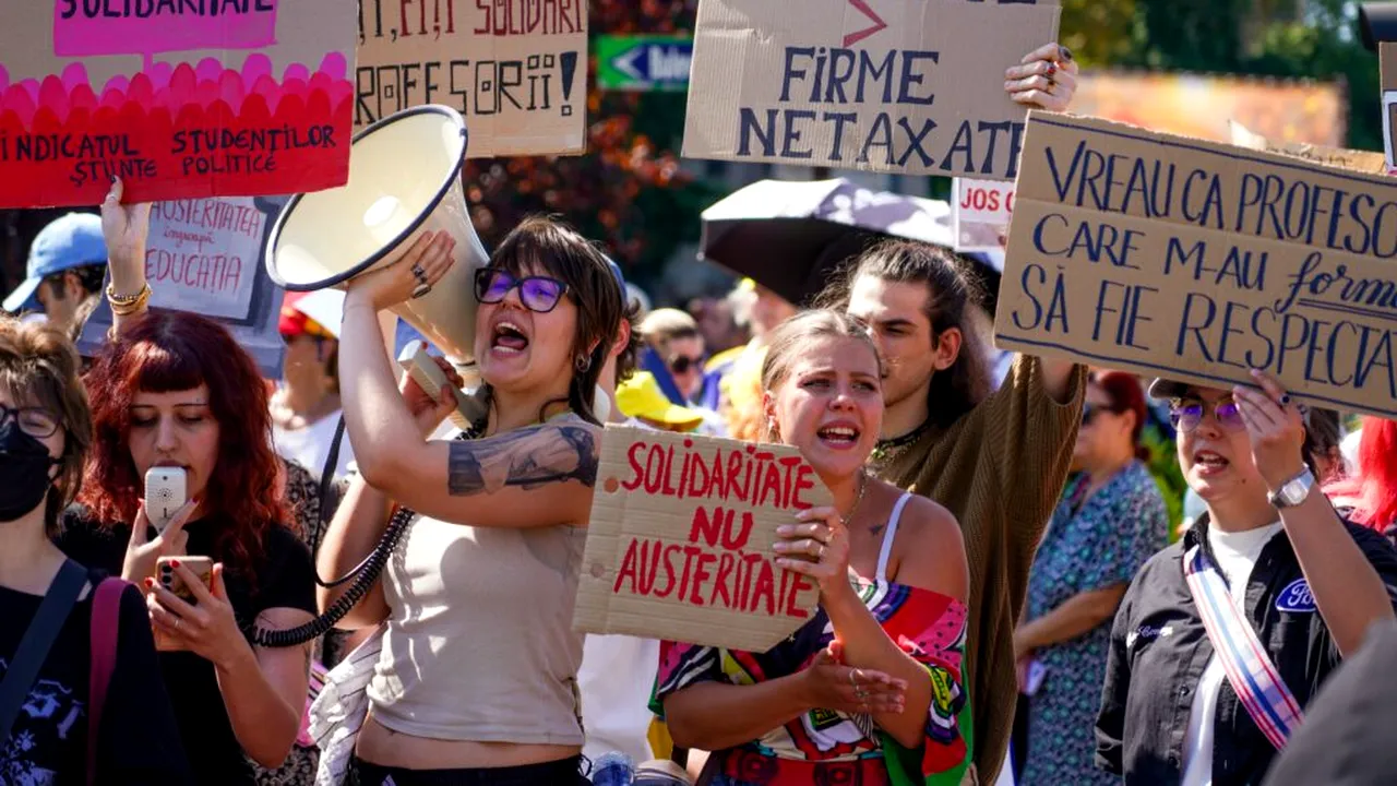 ANOSR anunță că va continua protestele masive și marșurile studenților în toate centrele universitar