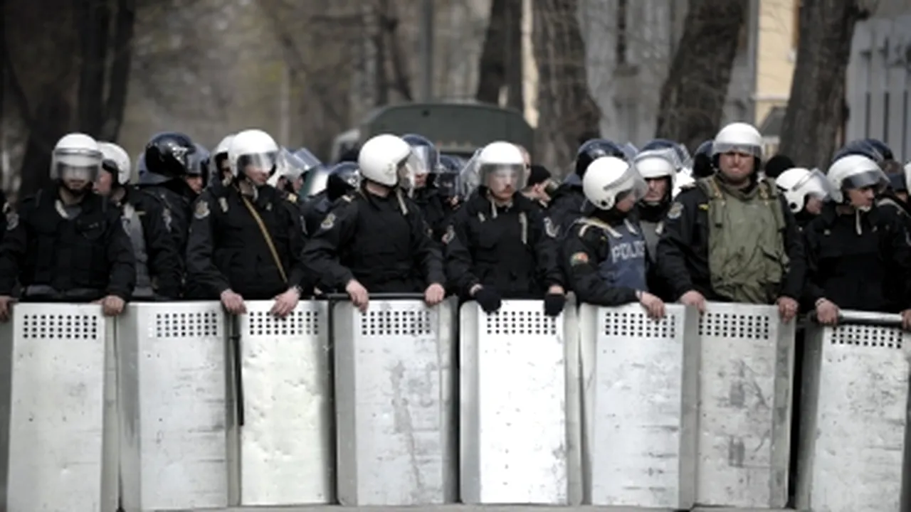 Chişinău: Poliţia controlează sediile tuturor instituţiilor de stat