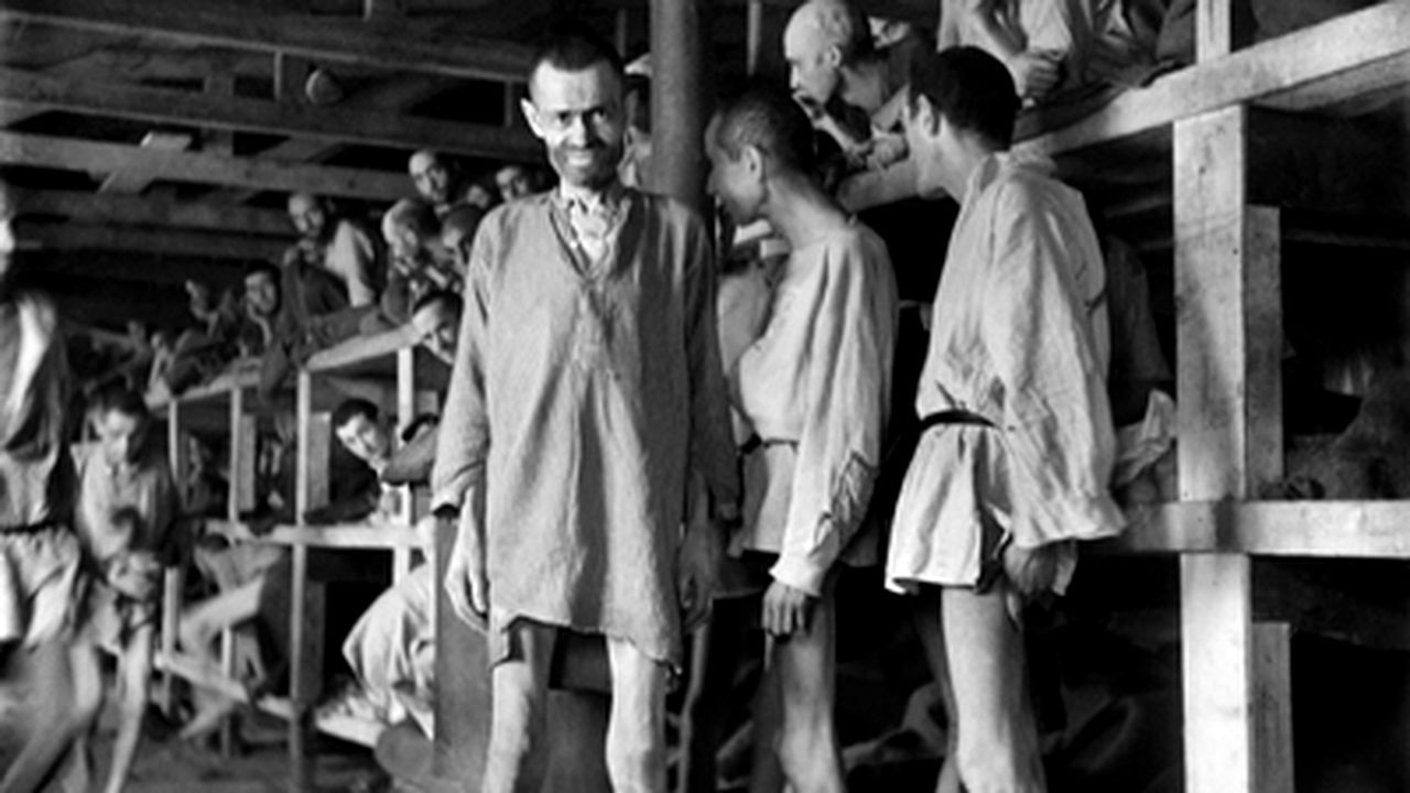 Obama viziteză lagărul de la Buchenwald însoţit de Elie Wiesel - GALERIE FOTO