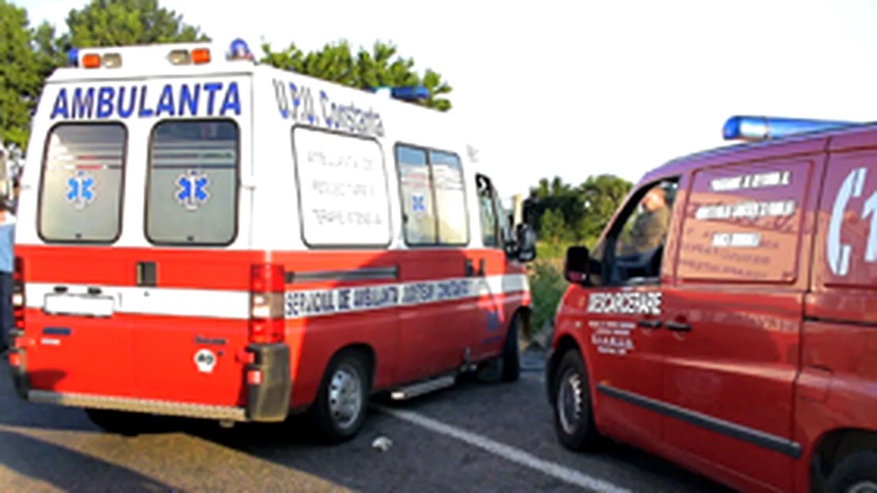 Argeş: Patru răniţi grav, în două accidente rutiere
