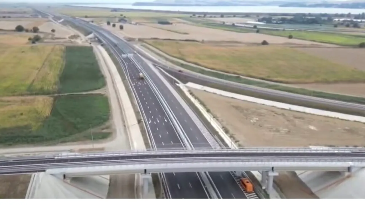 Autostrada A7 se deschide luni pe încă 47 de kilometri. Ora la care șoferii vor putea circula între Adjud și Bacău