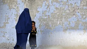 Statele Unite ameninţă guvernul taliban cu sancţiuni dacă nu vor respecta drepturile femeilor