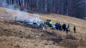REPORTAJ - Localnicii din Stejăriş, unde s-a prăbuşit elicopterul: O zi de coşmar, păcat de oamenii ăia - FOTO