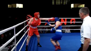 Amalia Maria Niţă şi Mihaela Bădescu – medalii de aur la europeanul de box