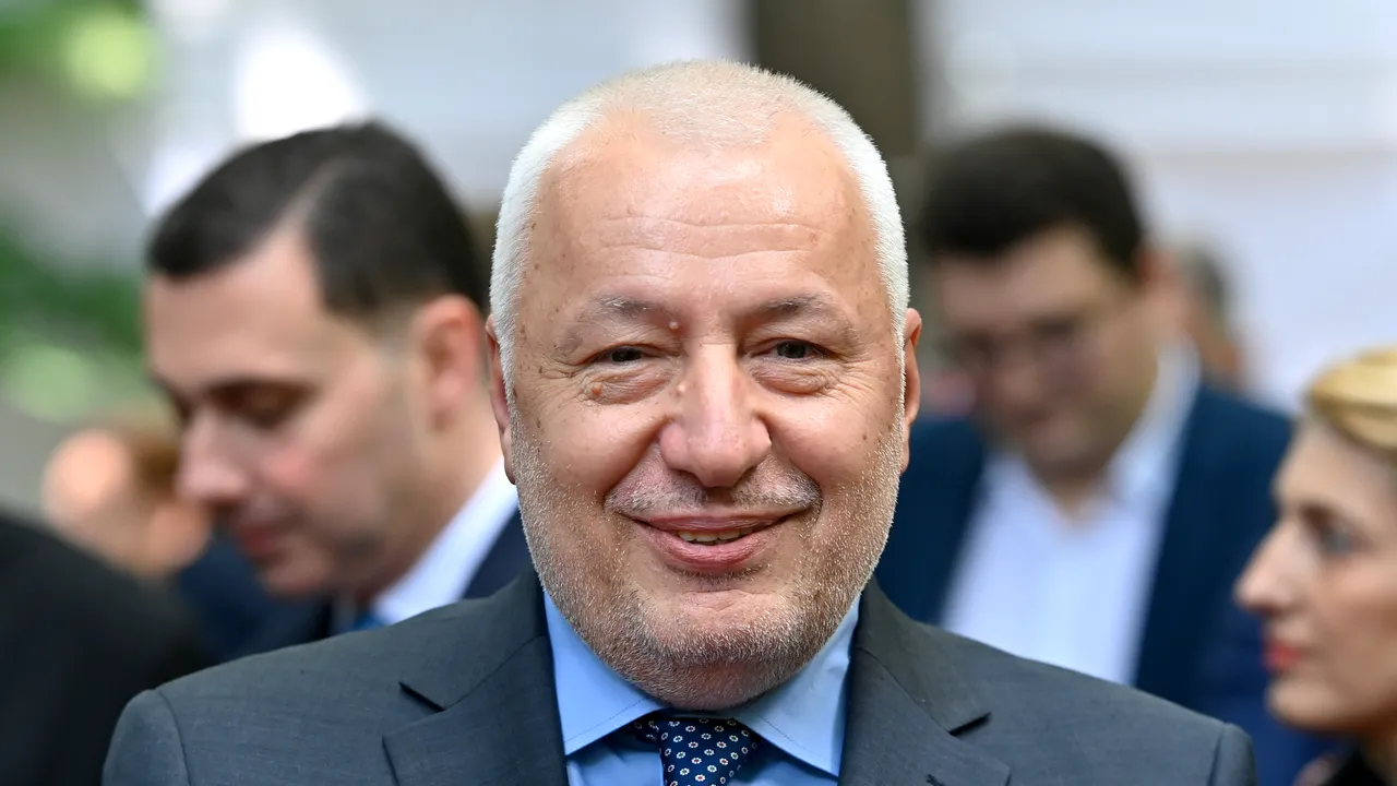 Iulian Fota: Nu am cerut eu să vin la MAE. Aş fi apreciat să nu fiu umilit la plecare