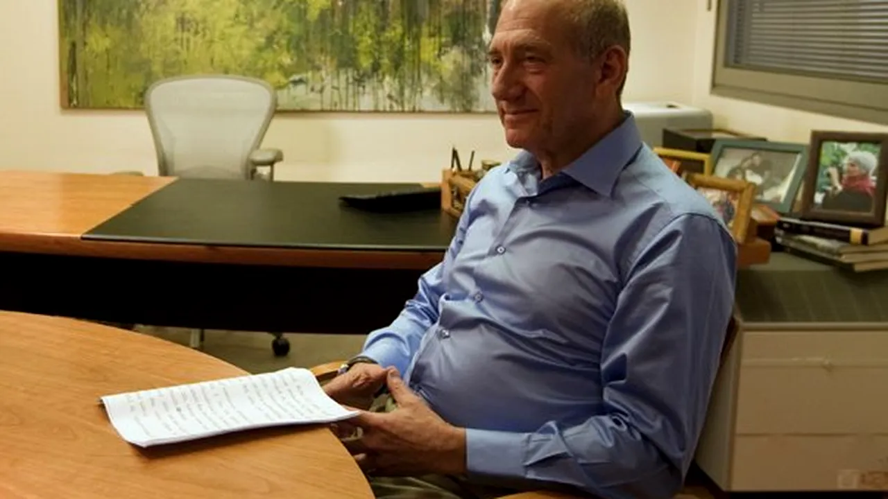 Ehud Olmert va fi inculpat pentru corupţie, pentru implicarea într-un scandal imobiliar
