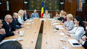 Negocieri la Guvern, de peste patru ore. Sanitas: În funcţie de întâlnirea de marţi cu premierul şi miniştrii Muncii, Sănătăţii şi Finanţelor, vom organiza sau suspenda greva generală