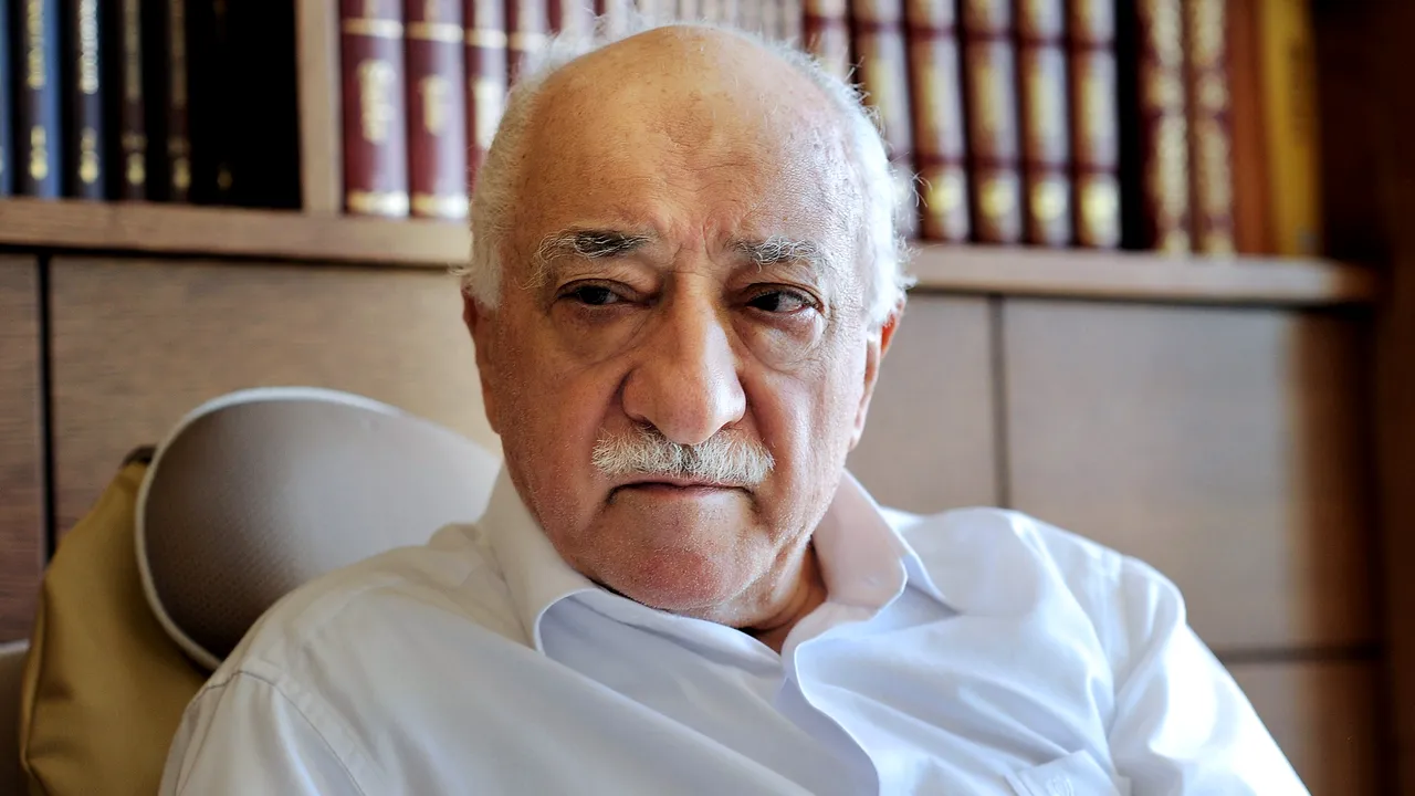 Ministru turc: Relaţiile Turciei cu SUA vor fi afectate dacă Washingtonul nu îl extrădează pe Gulen