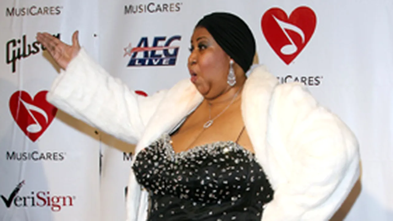 Aretha Franklin şi Kylie Minogue, criticate pentru că au purtat blănuri