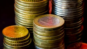 Creditul neguvernamental a scăzut în ianuarie cu 0,7% faţă de decembrie