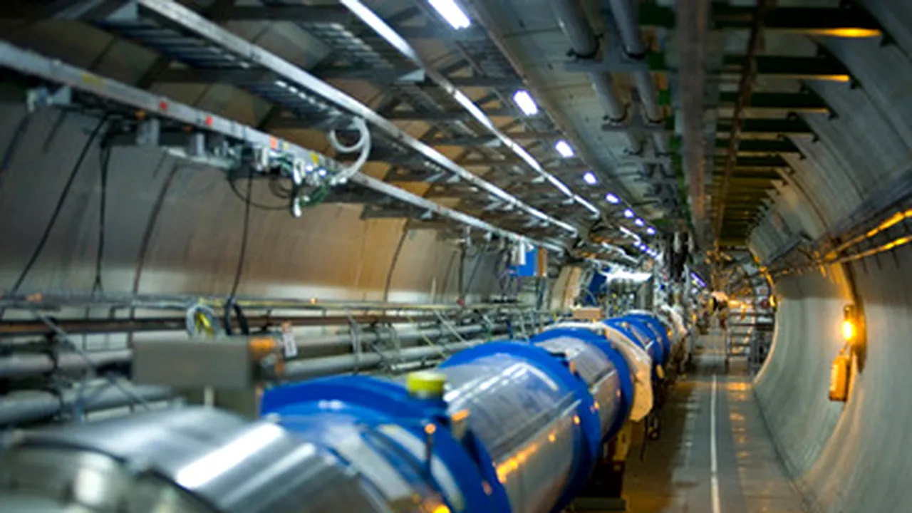 Acceleratorul de particule LHC a stabilit un nou record de viteză