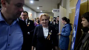 Timmermans, despre discuţia cu Dăncilă în care premierul României i-a cerut explicit ridicarea MCV-ului: Cum ar fi să puteţi moderniza podurile, infrastructura