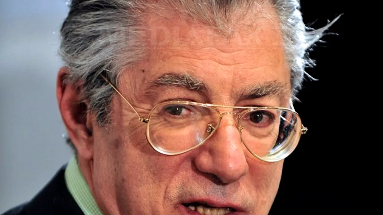 Ministrul Bossi cere scuze după ce a spus că naţionala Italiei va cumpăra următorul meci de la CM