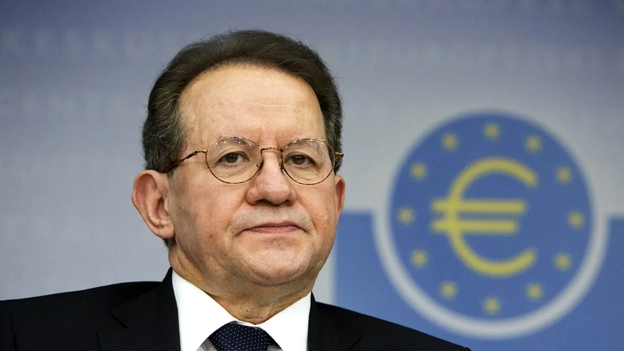 Vicepreşedintele Băncii Centrale Europene: Impactul economic al atentatelor de la Paris nu poate fi judecat încă