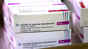 Lovitură pe piața bursieră: AstraZeneca ia în considerare mutarea de la bursa londoneză, unde este cea mai importantă companie, la cea newyorkeză