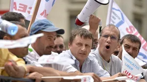 Proteste ale angajaţilor de la Divizia Petrochimică Bradu a Oltchim