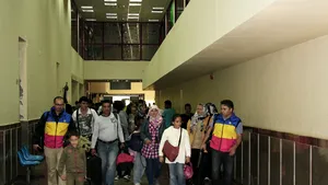 38 de cetăţeni români, evacuaţi spre Egipt, în contextul violenţelor din Fâşia Gaza şi Israel