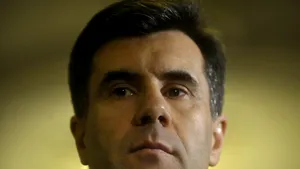 Şedinţa Camerelor reunite pentru învestirea Cabinetului Croitoru a început