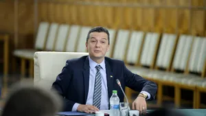 Premierul Grindeanu, despre unul dintre elevii care au participat la şedinţa Executivului: Va deveni un mare om de stat/ Ce le-a transmis adolescentul miniştrilor
