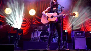 GALERIE FOTO Peste 10.000 de persoane, la concertul artistei Amy Macdonald de la Blaj aLive 