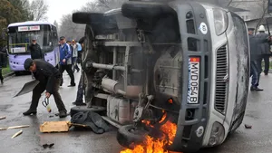 Guvernul interimar din Kîrgîzstan va organiza alegeri prezidenţiale în termen de şase luni - VIDEO