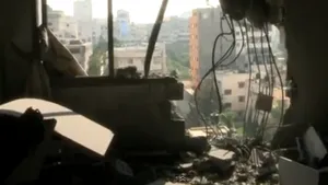 Un copil a fost ucis într-un nou raid aerian care a vizat clădirea redacţiei AFP din oraşul Gaza - VIDEO