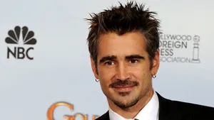 Colin Farrell, presat de iubită să o ceară de soţie