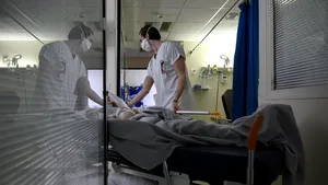 Florin Cîţu, interimar la Sănătate, anunţă că în câteva zile numărul de paturi la Terapie Intensivă ajunge la 1.600