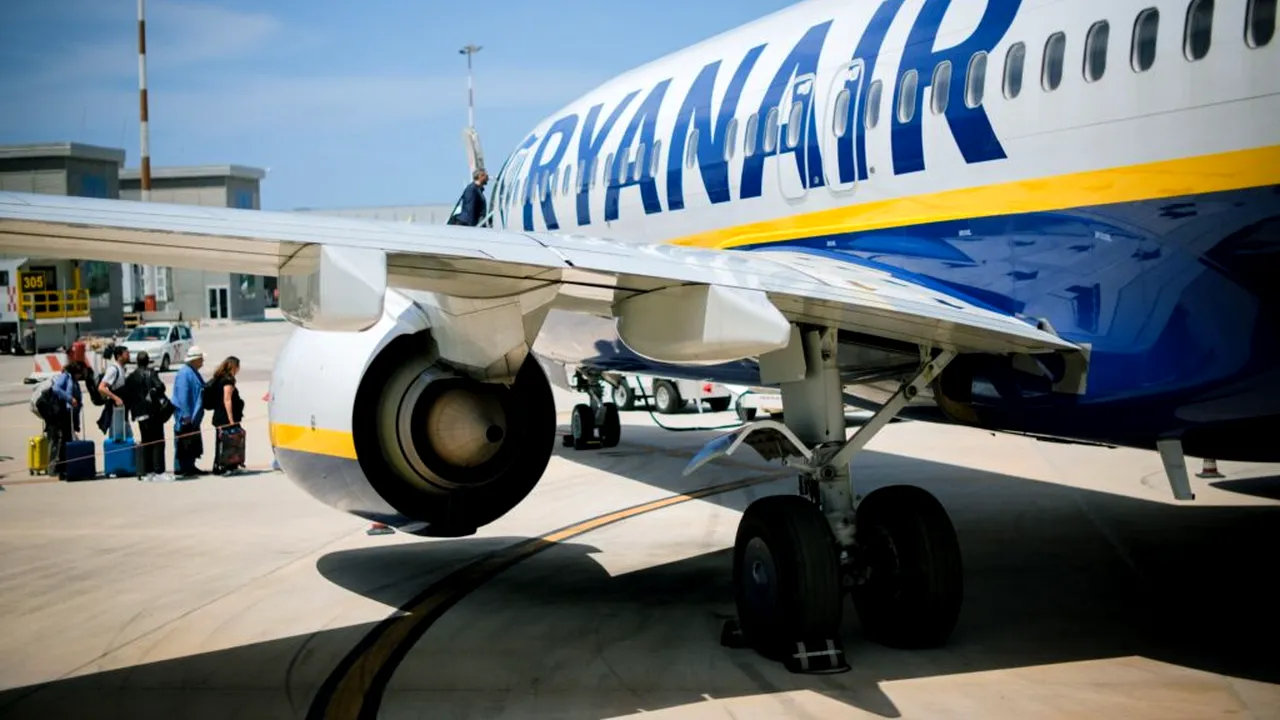 Pilotul Ryanair a făcut un anunț surprinzător la bord: administrația unui oraș, acuzată pentru întârzierea avionului