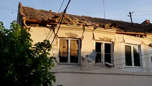 O femeie a fost rănită în urma unei explozii într-o casă din Sibiu