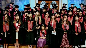 Cea mai vârstnică studentă din România a absolvit facultatea la 90 de ani. Povestea impresionantă a Amaliei-Susana Tușa