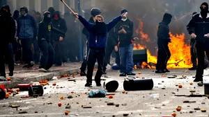 Manifestaţii la Atena în memoria adolescentului ucis în urmă cu un an - VIDEO, GALERIE FOTO