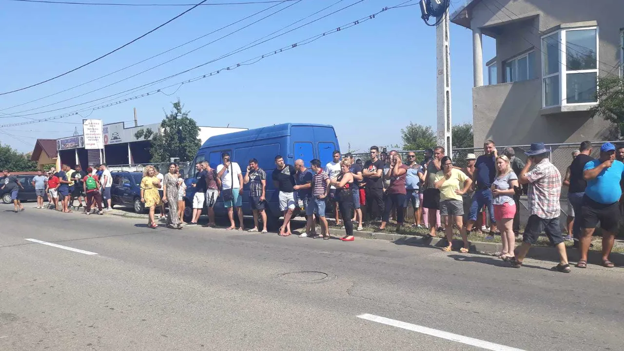 Fapte grave în cazul fetelor dispărute din Caracal: Fata dispărută ieri apucase să sune la 112, dar STS a dat locaţia greşită/ Suspectul este audiat | GALERIE FOTO