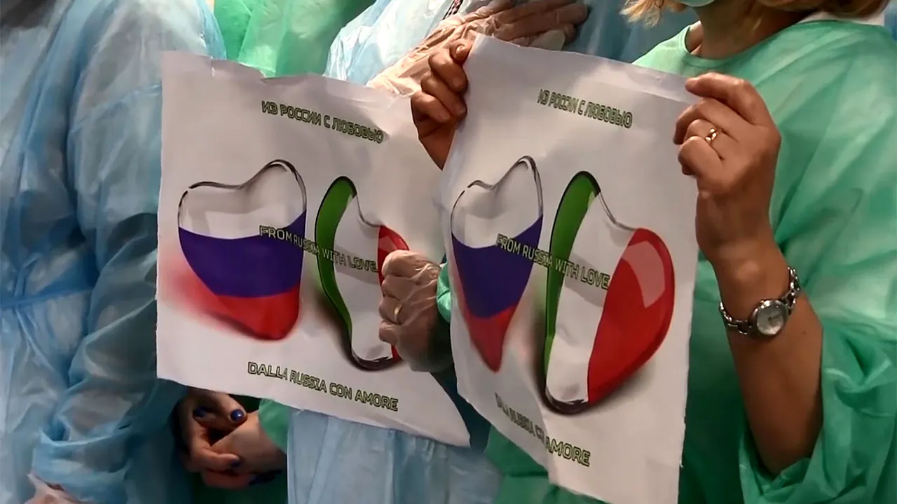La Repubblica: Cetăţeni italieni, plătiţi de Rusia să filmeze clipuri în care mulţumesc pentru ajutorul Moscovei