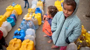 Human Rights Watch: Israelul foloseşte apa ca armă în Gaza, într-un act de genocid