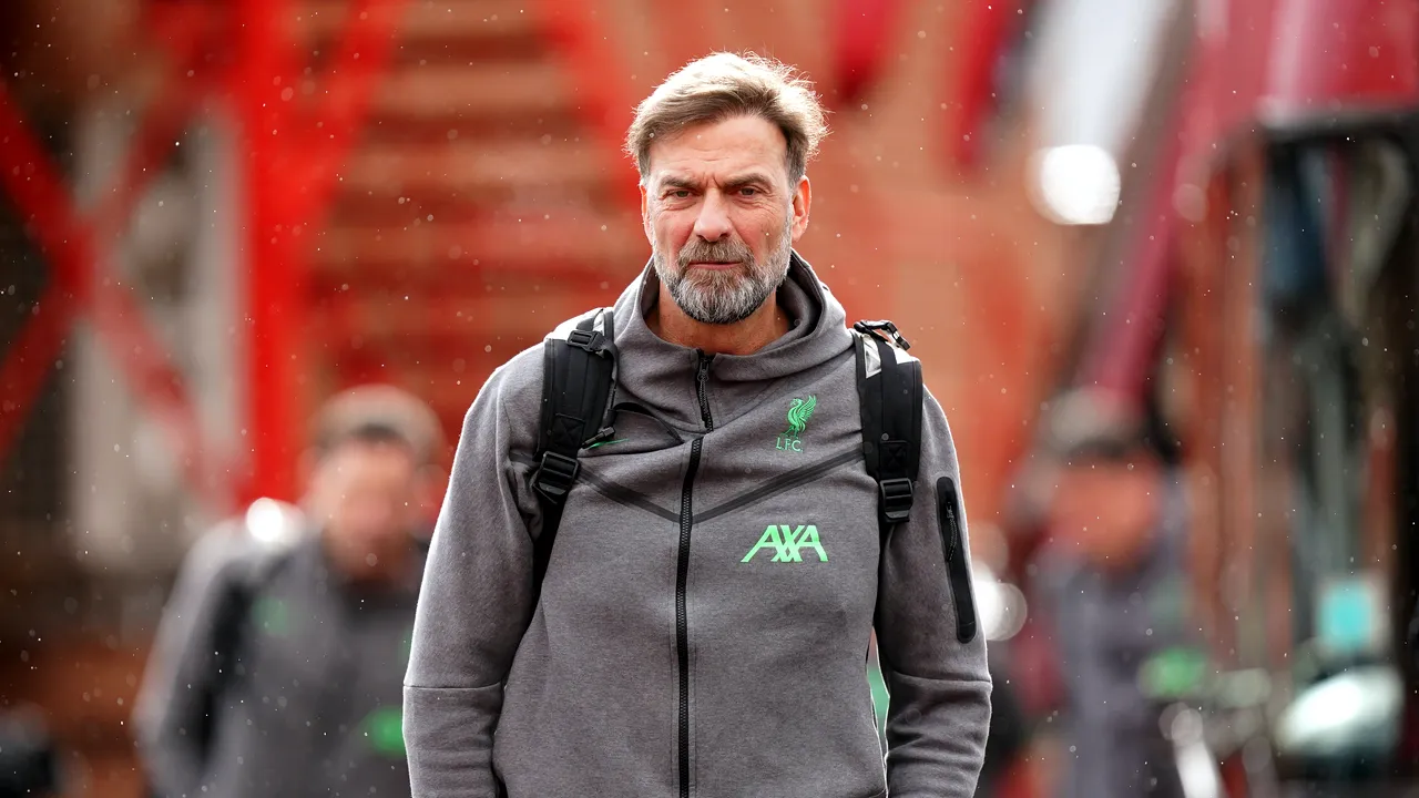 Klopp le prezintă scuze suporterilor după ce Liverpool a făcut un pas greşit în lupta pentru titlu