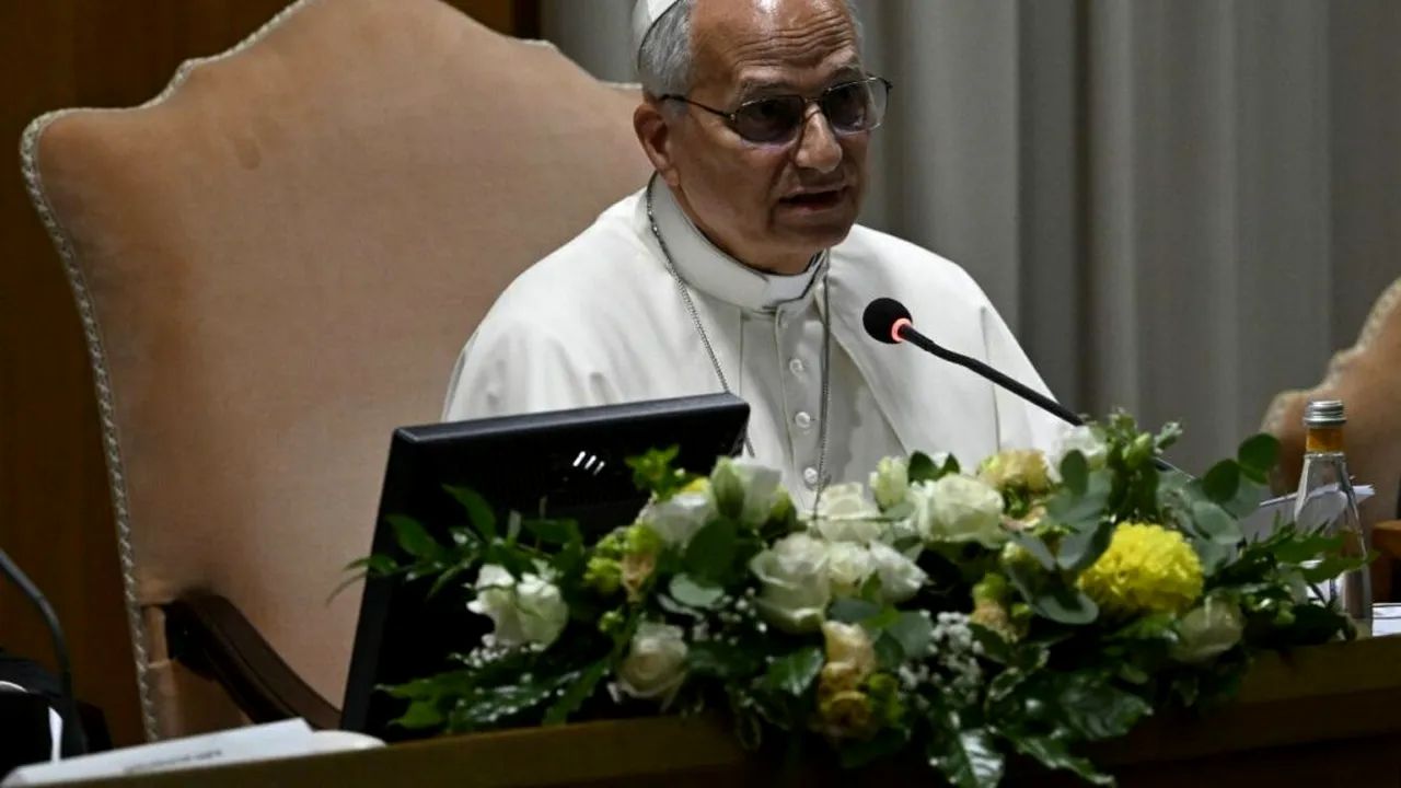 Vaticanul acuză UE că aplică „duble standarde” în politica externă și cere o reexaminare a doctrinei războiului just