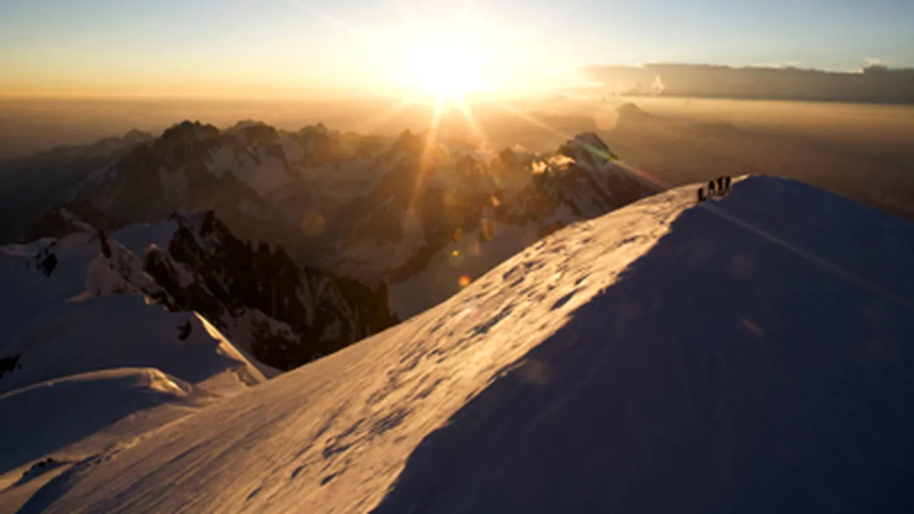 Mama tânărului mort în Mont Blanc spune că autorităţile nu i-au anunţat decesul fiului