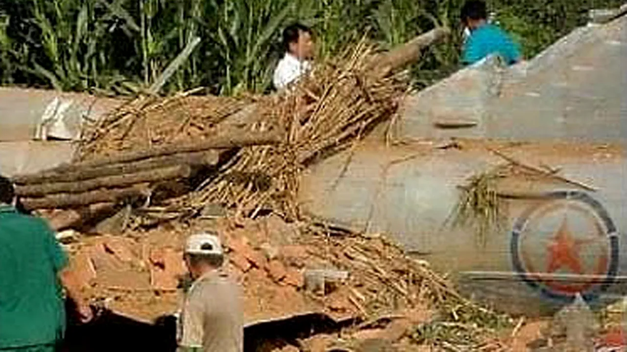 Un avion nord-coreean s-a prăbuşit în China