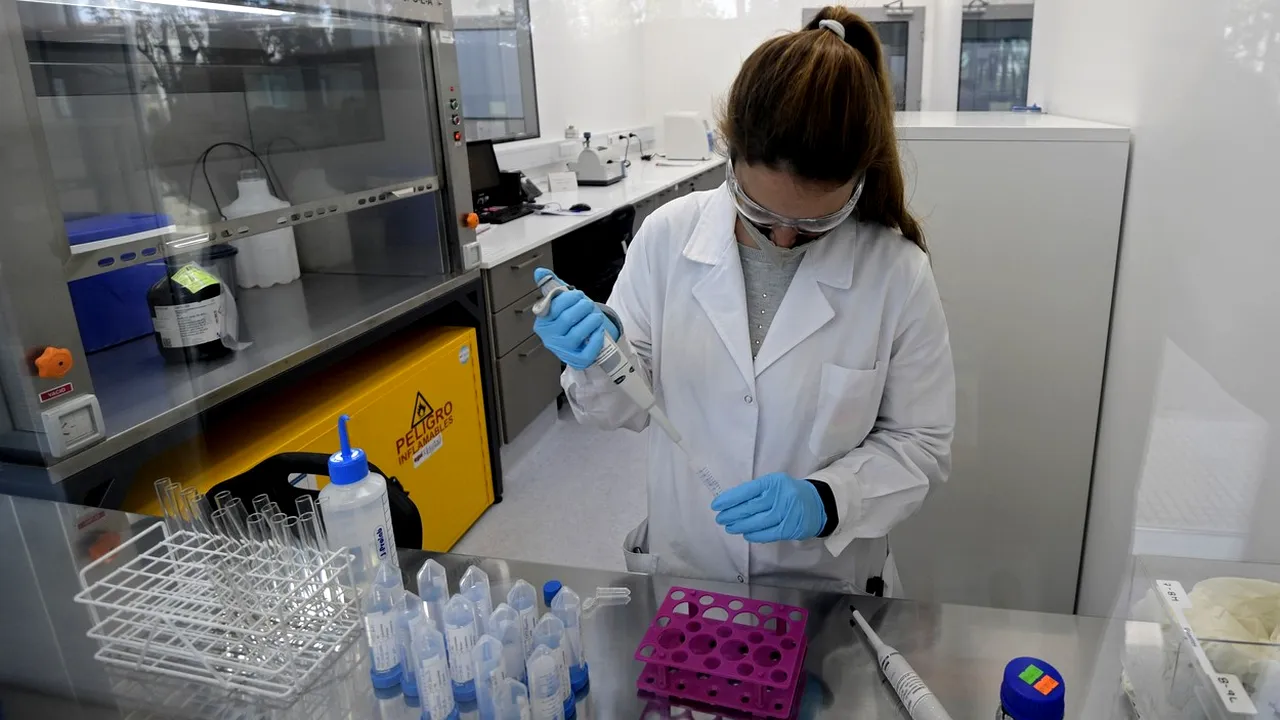 Campania americamă Eli Lilly  a cerut autorizaţia de utilizare de urgenţă pentru tratamentul experimental cu anticorpi pentru COVID-19