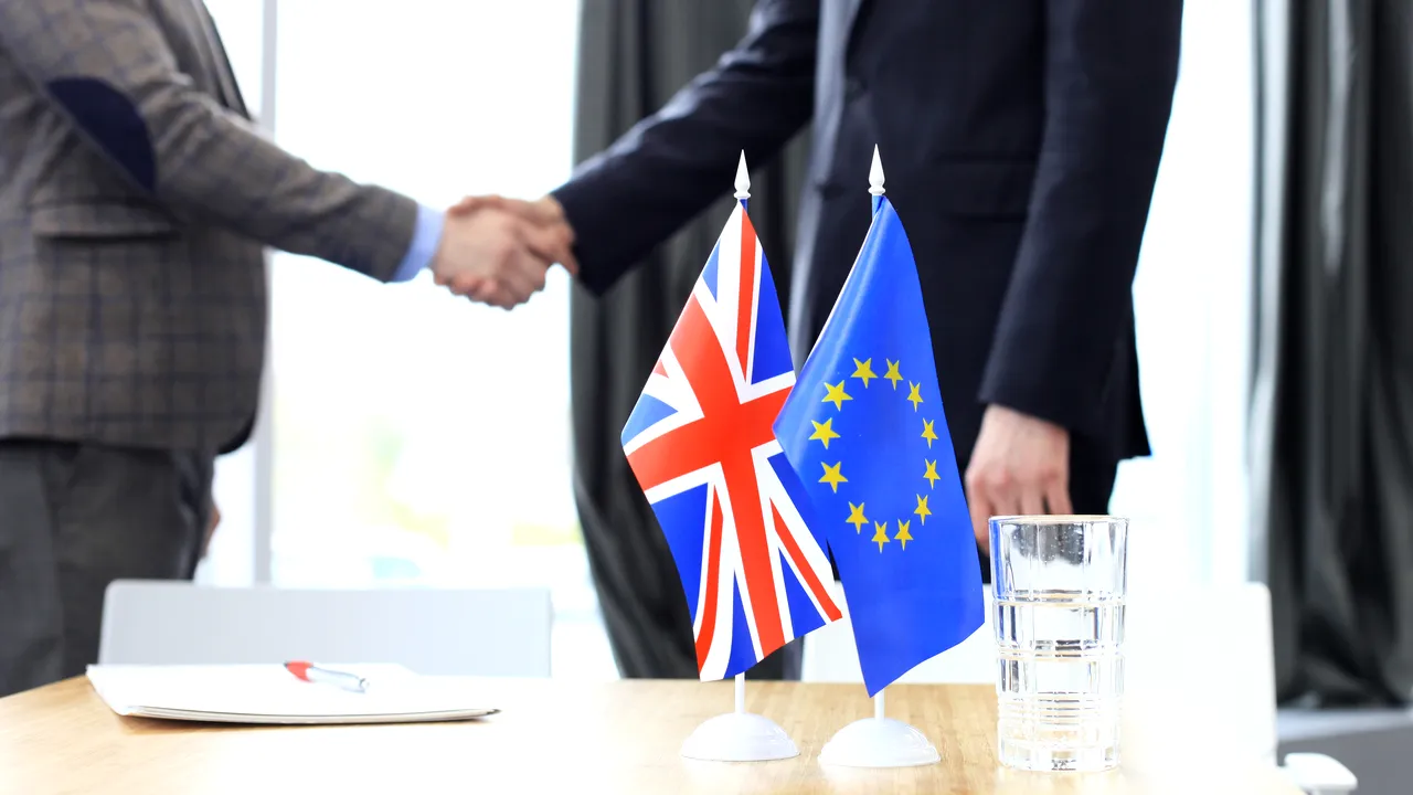 Un ministru britanic susţine că ar fi „iresponsabil” din partea UE să refuze renegocierea acordului Brexit