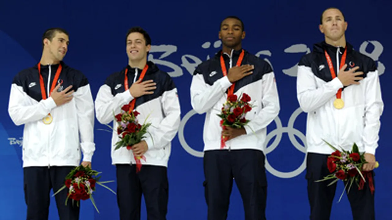 Record mondial la 4x100 metri liber pentru SUA