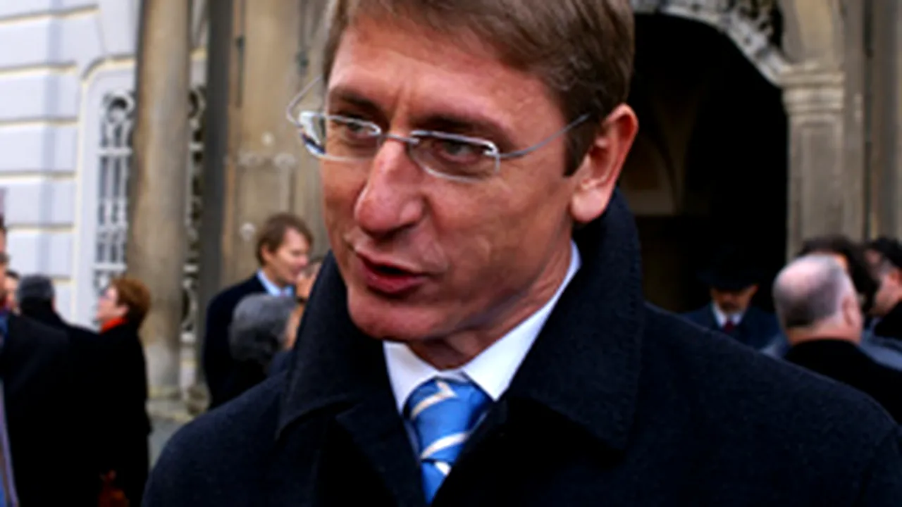 Partidul Socialist continuă să îl susţină pe premierul Ferenc Gyurcsany