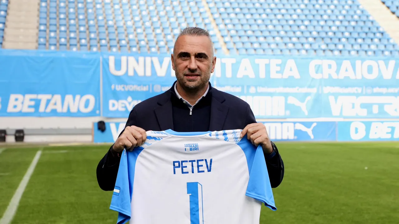 Universitatea Craiova l-a prezentat marţi pe al patrulea antenor principal din acest sezon