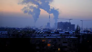 Preţurile la electricitate şi gaze reglementate pentru consumatorii noncasnici, eliminate treptat