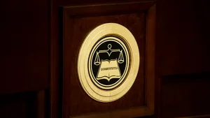 Curtea Constituțională judecă pe 24 septembrie sesizările AUR împotriva pachetelor de legi asumate de Guvernul Bolojan