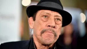 Unul dintre cei mai cunoscuţi actori de la Hollywood a salvat un bebeluş prins într-o maşină răsturnată | FOTO