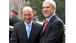 Băsescu şi Tadic au dansat pe ritmurile formaţiei O-Zone